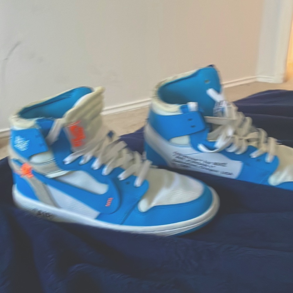 size 8 and men off white